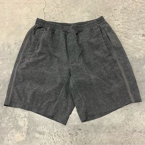 Lululemon Pace Breaker Short Gym Lined Gray LM7907S Men's Size Large 9” Inseam